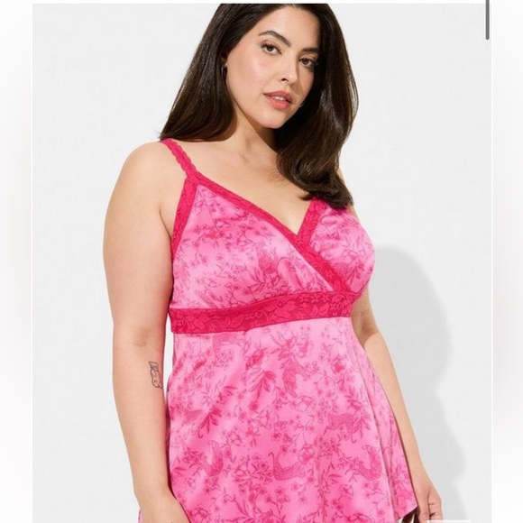 Torrid x Betsey Johnson - Picture 6 of 9